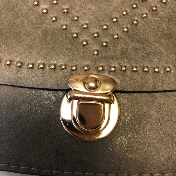 NWOT Small chevron studded crossbody - Picture 7 of 11